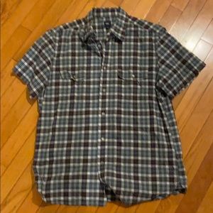 Men’s Gap shirt size M
